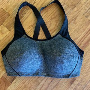 Victoria Secret Sports Bra 38D